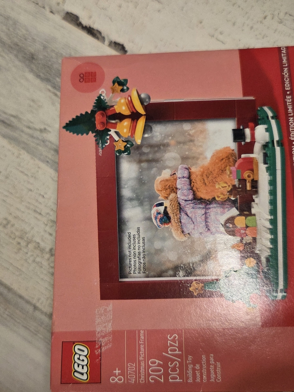 New LEGO 4072 Holiday Photo Frame Red w/Green Accents 209 Pcs 8+ LIMITED EDITION - Picture 3 of 6